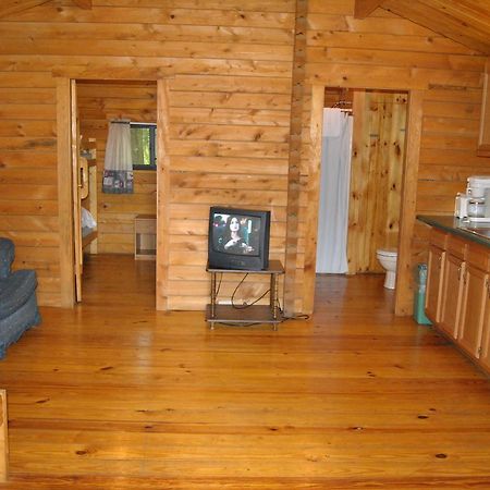 Robin Hill Camping Resort One-Bedroom Cottage 8 Lenhartsville Exterior photo